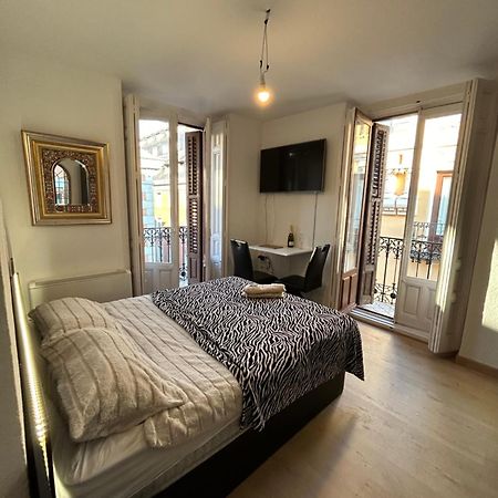 Room In Plaza Mayor 马德里 外观 照片